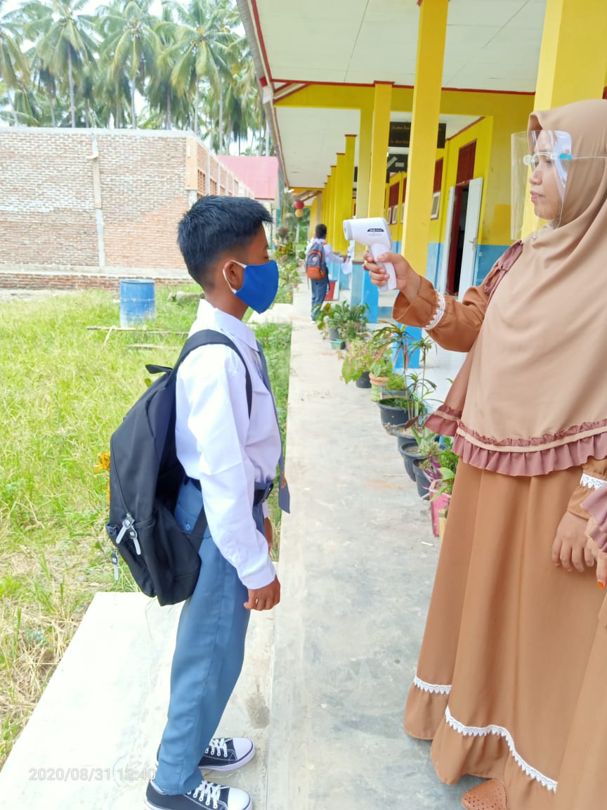 Sma Negeri Sarjo Hari Pertama Kbm Tatap Muka Sekolah Ketat Lakukan